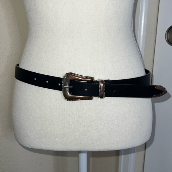 Zara Accessories - Zara Black Belt